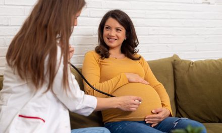 Primul abonament medical dedicat exclusiv gravidelor: Monitorizare sarcină Mamă@Regina Maria